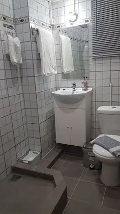 Apart Daire, 6 Yatak Odası