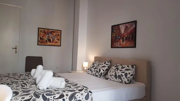 Apart Daire, 6 Yatak Odası