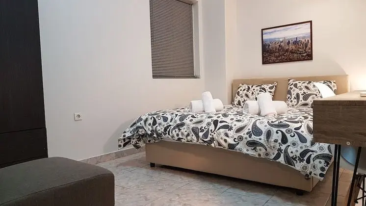 Apart Daire, 6 Yatak Odası