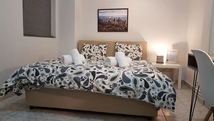 Apart Daire, 6 Yatak Odası