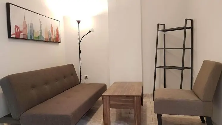 Apart Daire, 6 Yatak Odası