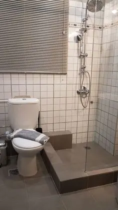 Apart Daire, 6 Yatak Odası