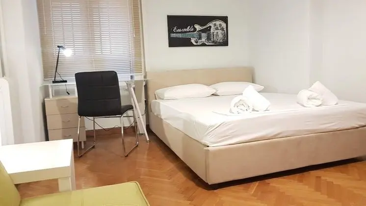 Deluxe Apart Daire, Birden Çok Yatak Odası