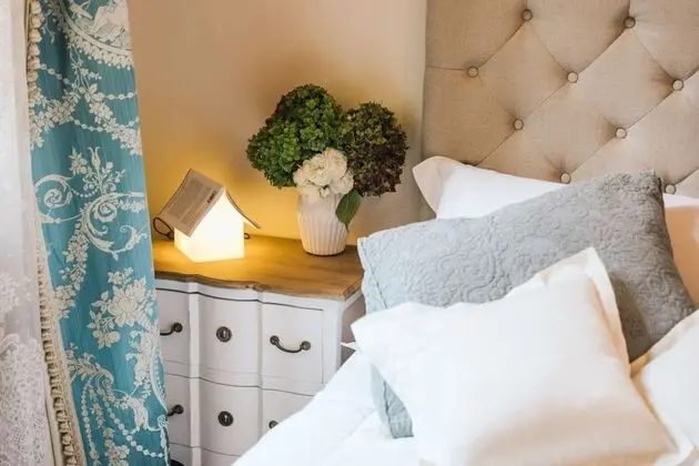 Deluxe Tek Büyük Yataklı Oda, 1 Yatak Odası, Park Manzaralı, Bahçeli