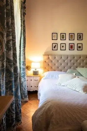 Deluxe Tek Büyük Yataklı Oda, 1 Yatak Odası, Park Manzaralı, Bahçeli