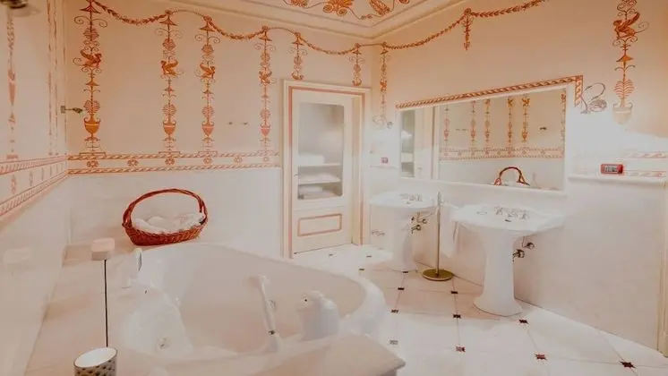 Romantic Süit, Birden Çok Yatak Odası, Jakuzi, Avlu