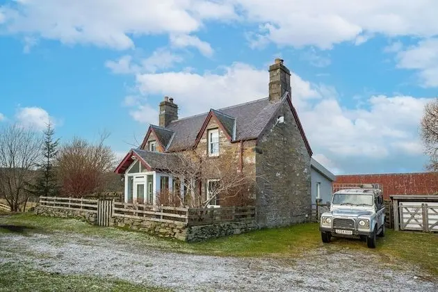 Kır Evi, Birden Çok Yatak, Dağ Manzaralı