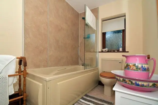 İki Ayrı Yataklı Oda (Private Bathroom)