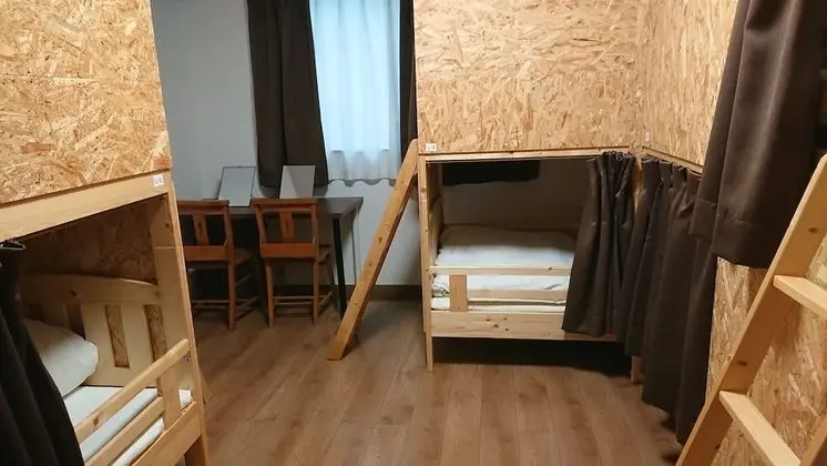 Ortak Ranzalı Oda, Sadece kadınlar için (Bunk Bed)