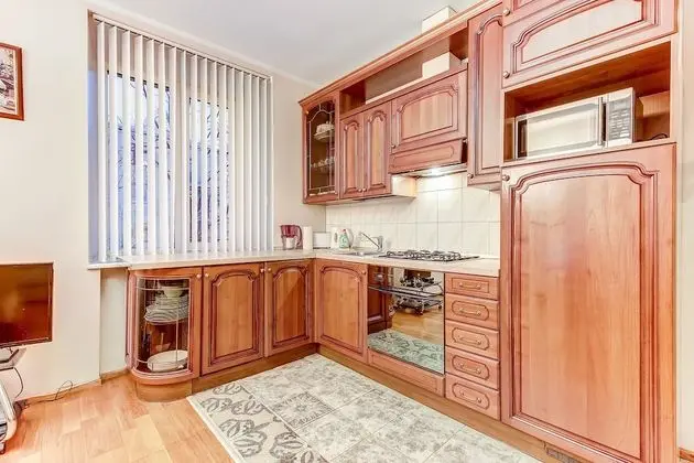 Apart Daire (19 Moika, 38)