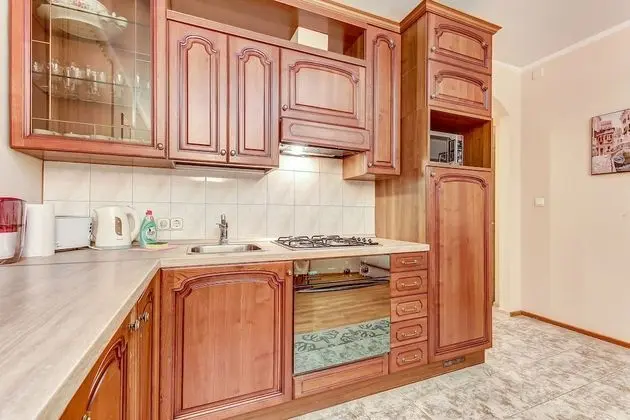 Apart Daire (19 Moika, 38)