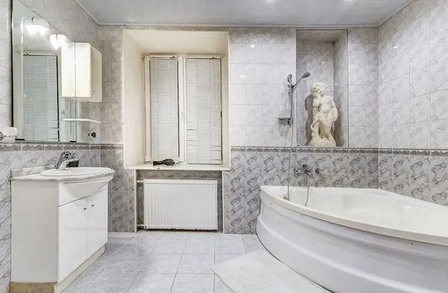 Apart Daire (19 Moika, 38)