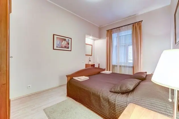 Apart Daire (28 Moika, 3)