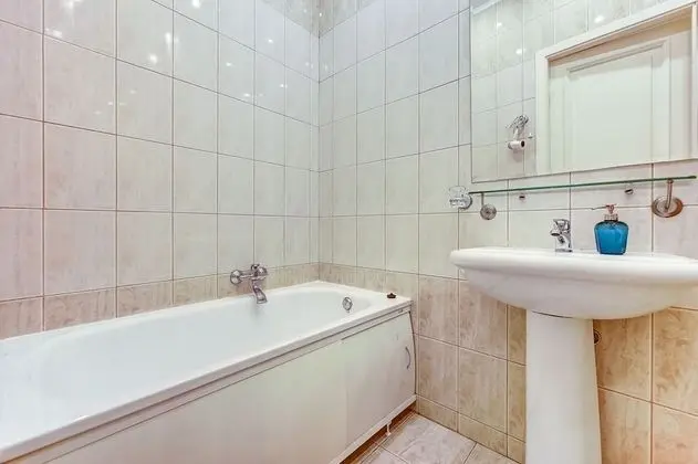 Apart Daire (28 Moika, 3)