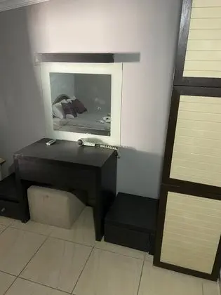 Apartment, Şehir Manzaralı