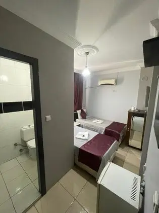 Çift Kişilik, Şehir Manzaralı