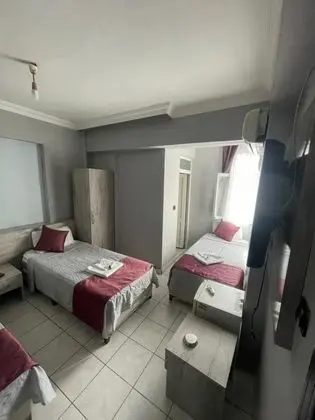 Triple, Şehir Manzaralı