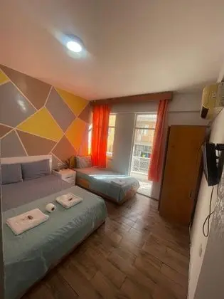 Çift Kişilik, Şehir Manzaralı