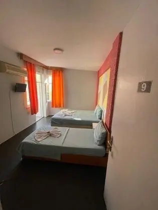 Çift Kişilik, Şehir Manzaralı
