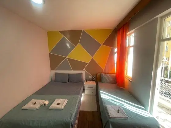 Çift Kişilik, Şehir Manzaralı