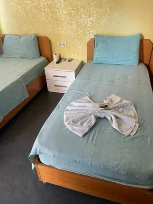 Tek Kişilik, Şehir Manzaralı