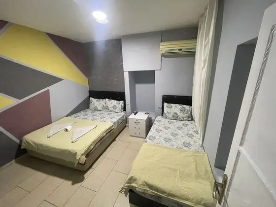 Standard Tek Büyük veya İki Ayrı Yataklı Oda, Özel Banyo