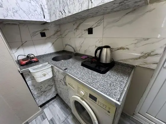 Apart Oda, Sokak Manzaralı, Mutfaklı