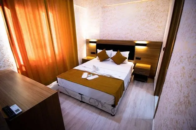 Standart Oda, Şehir Manzaralı