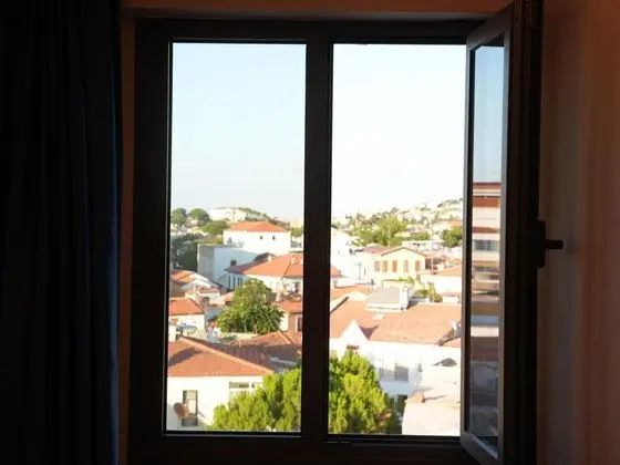 Standart Oda, Kara Manzaralı, Balkonlu
