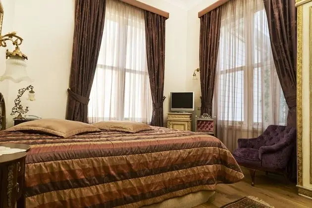 Economy Tek Büyük veya İki Ayrı Yataklı Oda