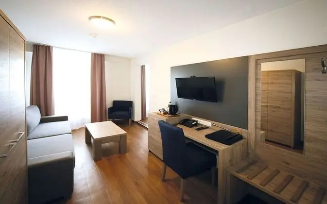 Superior Tek Büyük Yataklı Oda