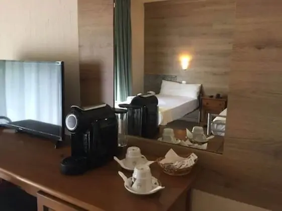 Luxury Tek Büyük Yataklı Oda