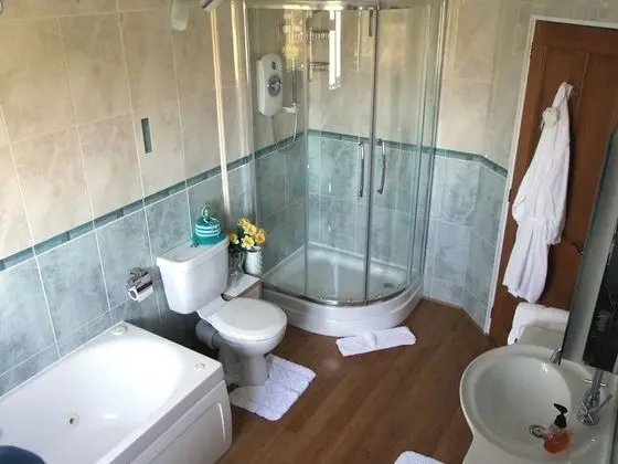 İki Ayrı Yataklı Oda, Özel Banyo