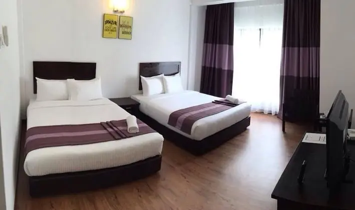 Deluxe Dört Kişilik Oda, Bahçe Manzaralı
