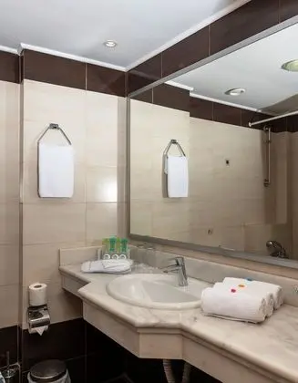 Classic Tek Büyük veya İki Ayrı Yataklı Oda, Deniz Manzaralı