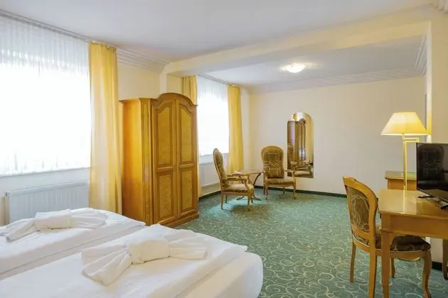 Tek Büyük Yataklı Oda