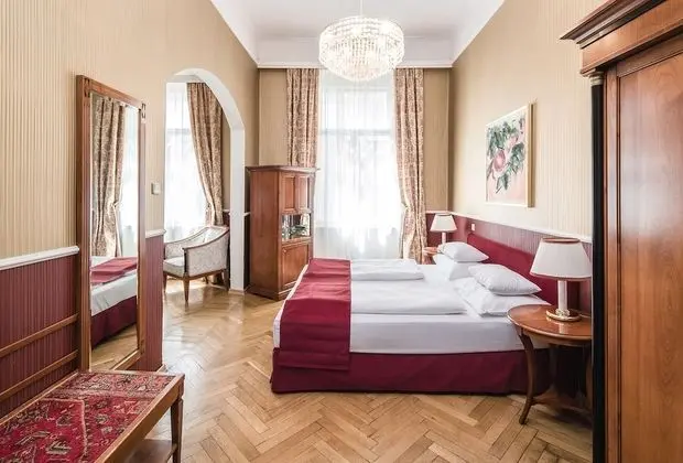 Comfort Tek Büyük Yataklı Oda