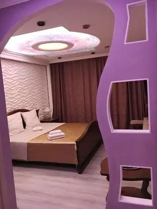 Tek Büyük Yataklı Oda (Cosmos)