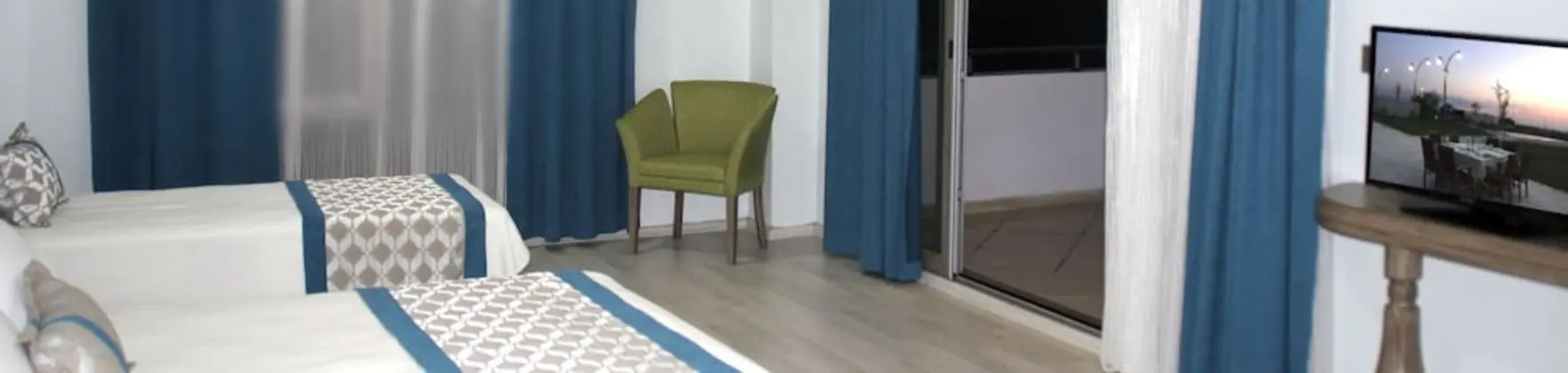 Standard Triple Room, Terrace