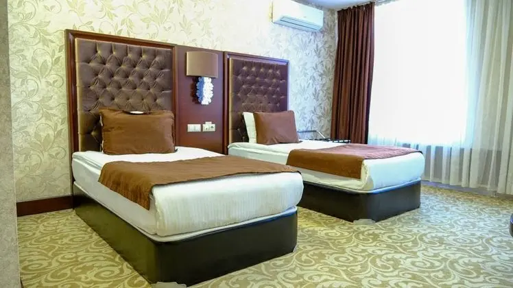 Standart Oda, Şehir Manzaralı