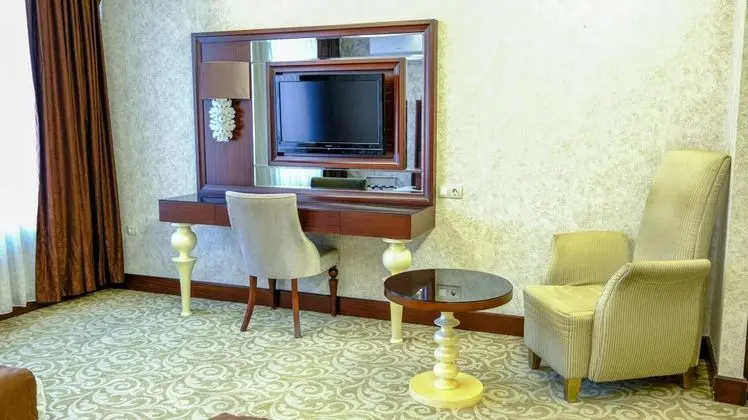 Standart Oda, Şehir Manzaralı