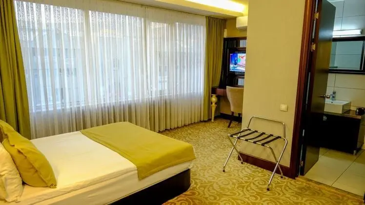 Standart Oda, Şehir Manzaralı, Klimalı