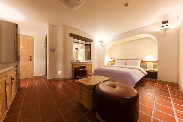 Luxury Oda, 1 Büyük (Queen) Boy Yatak