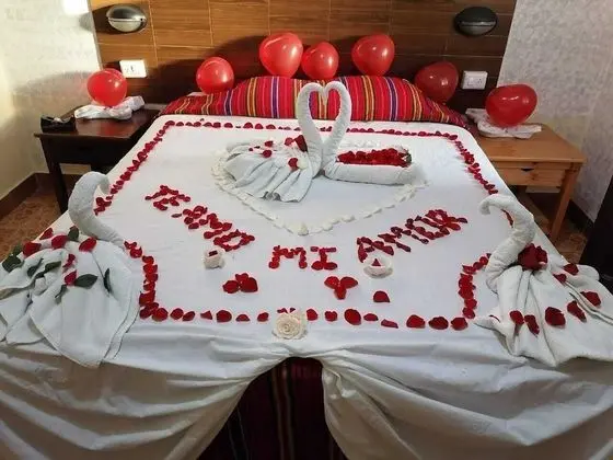 Oda, 1 Büyük (Queen) Boy Yatak