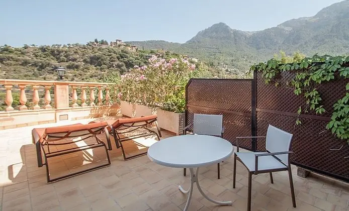 Classic Üç Kişilik Oda, Balkon