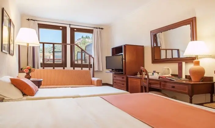 Classic Üç Kişilik Oda, Balkon