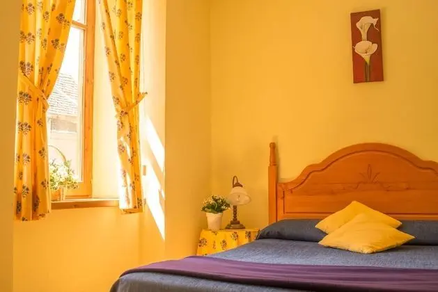 Tek Büyük veya İki Ayrı Yataklı Oda