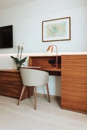 Superior Tek Büyük Yataklı Oda (Spa Access)