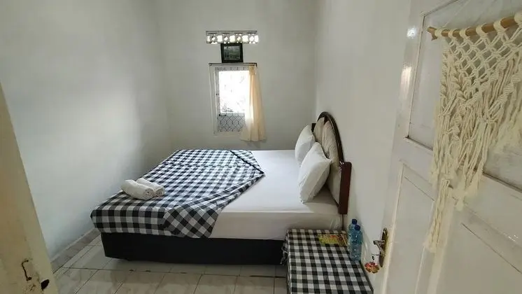 Basic Tek Büyük Yataklı Oda