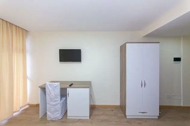 Üç Kişilik Oda, Balkon